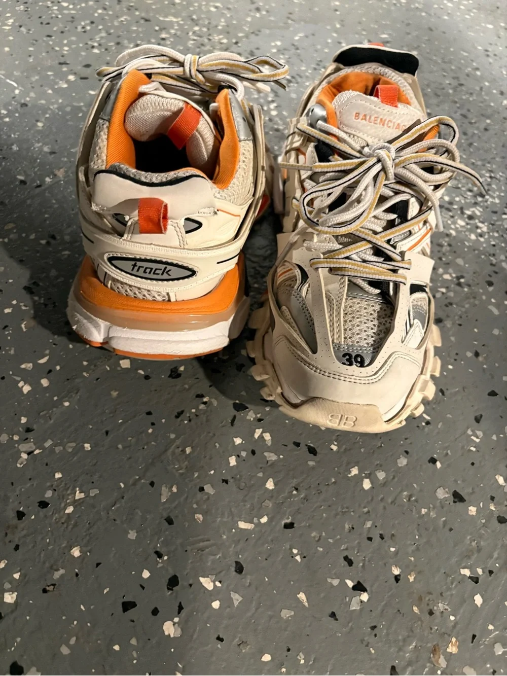 Balenciaga Chunky Sneakers in Cream with Orange Trim - Picture 4 of 4